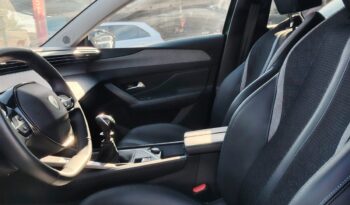 PEUGEOT NEW 308 2024 | 1.2 ALLURE PURETECH 130 4X2 MT 5P lleno