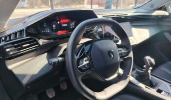 PEUGEOT NEW 308 2024 | 1.2 ALLURE PURETECH 130 4X2 MT 5P lleno
