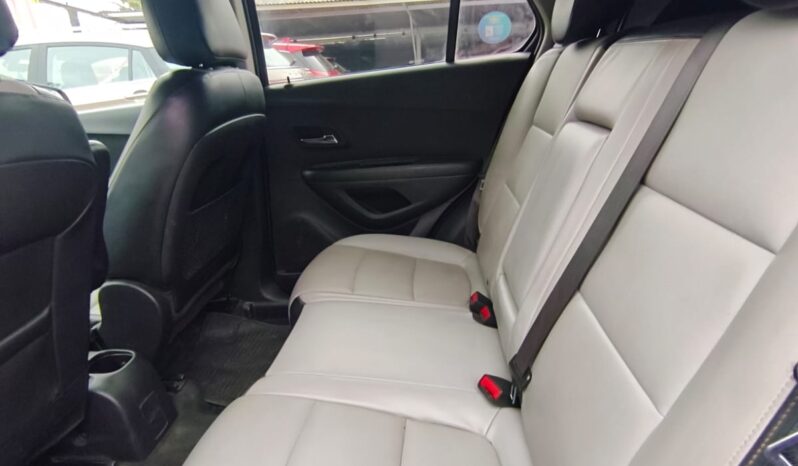 CHEVROLET TRACKER 2020 | 1.8 LT 4X2 MT 5P lleno