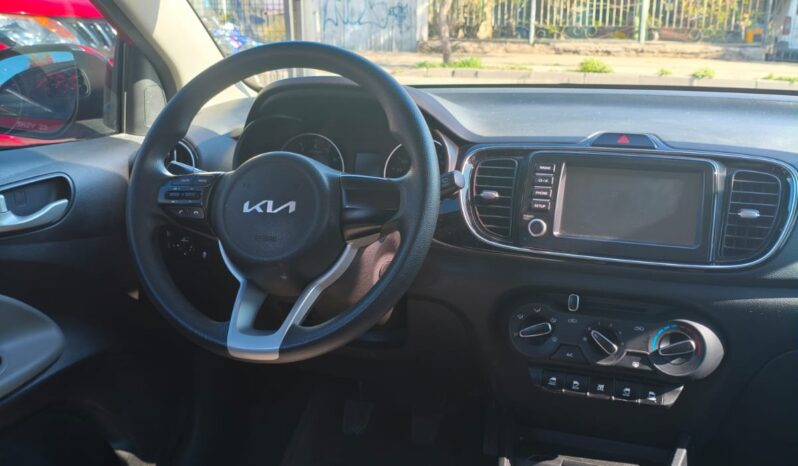 KIA SOLUTO 2023 | 1.4 LX 4X2 MT 5P lleno