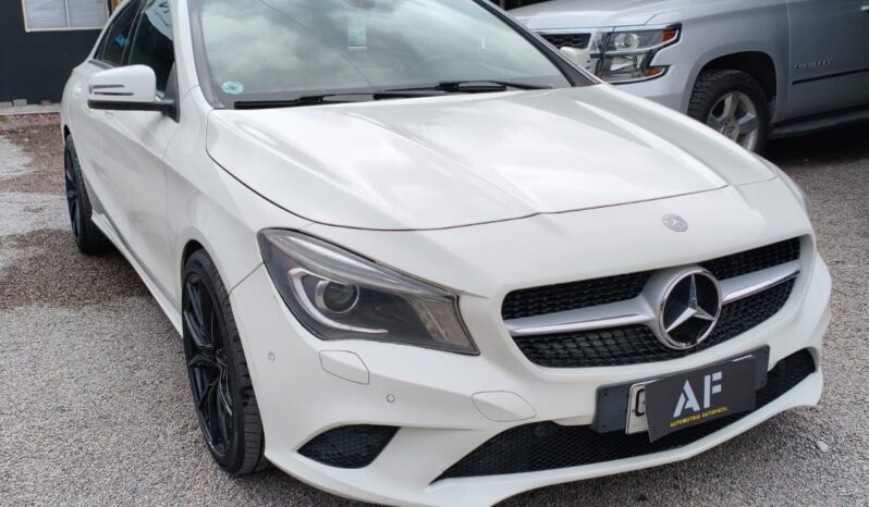 MERCEDES BENZ CLA200 2015 | 1.6 4X2 AT 4P lleno