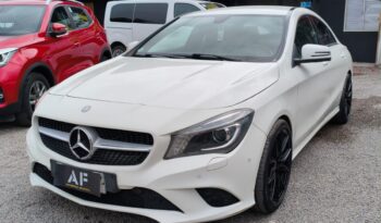 MERCEDES BENZ CLA200 2015 | 1.6 4X2 AT 4P lleno