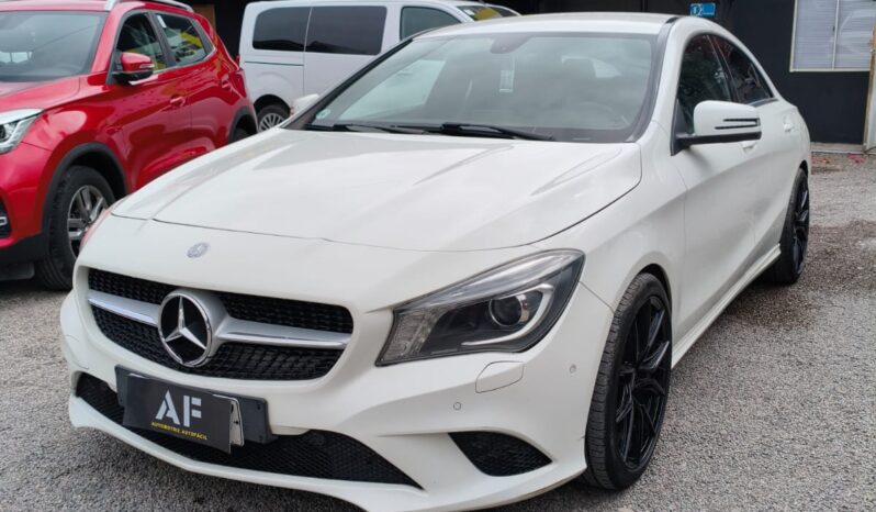 MERCEDES BENZ CLA200 2015 | 1.6 4X2 AT 4P lleno
