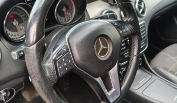 MERCEDES BENZ CLA200 2015 | 1.6 4X2 AT 4P lleno