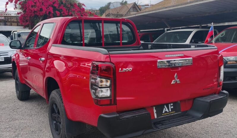 MITSUBISHI L200 2023 | 2.4 KATANA CRT 4X4 DOB. CAB. 4P lleno